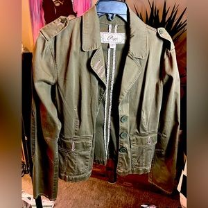 Pugg army green jacket